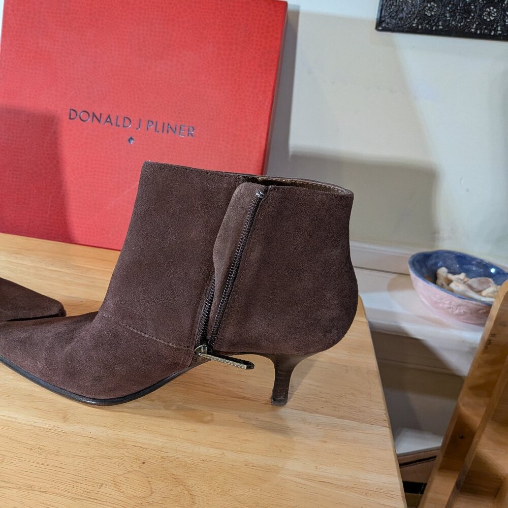 Donald Pliner booties - Picture 2 of 11